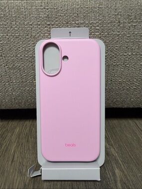 iPhone 17 Beats by Dre Pink Silicone Case with MagSafe & Camera Control